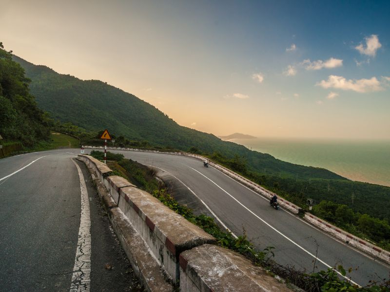 Hai Van Pass: A Ride Between Clouds and Sea