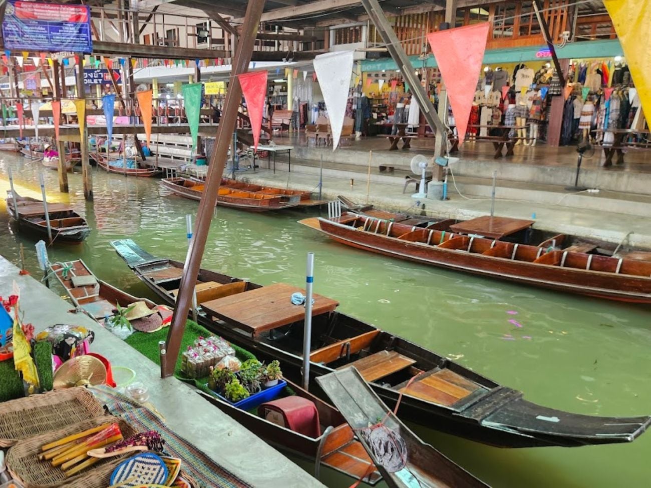 Damnoen Saduak & Don Wai Markets Experience