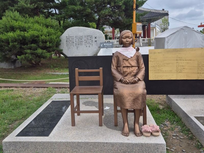 DMZ Join-in Tour with Private Defector Meeting