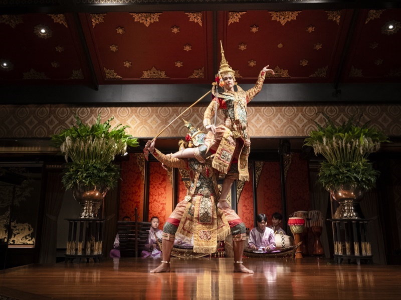 Dinner & Show at Sala Rim Nam