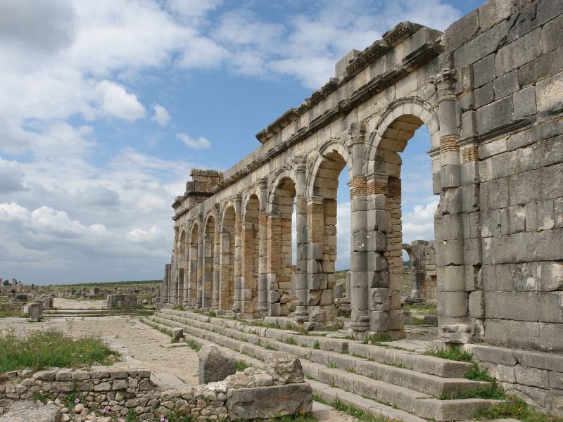 Chefchaouen to Fes: History & Flavors