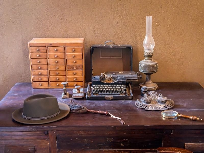 Carter’s House & Tut Replica