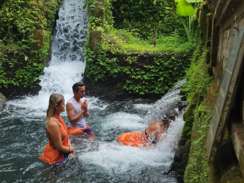 Ubud Story Walks, History & Ancient Heritage