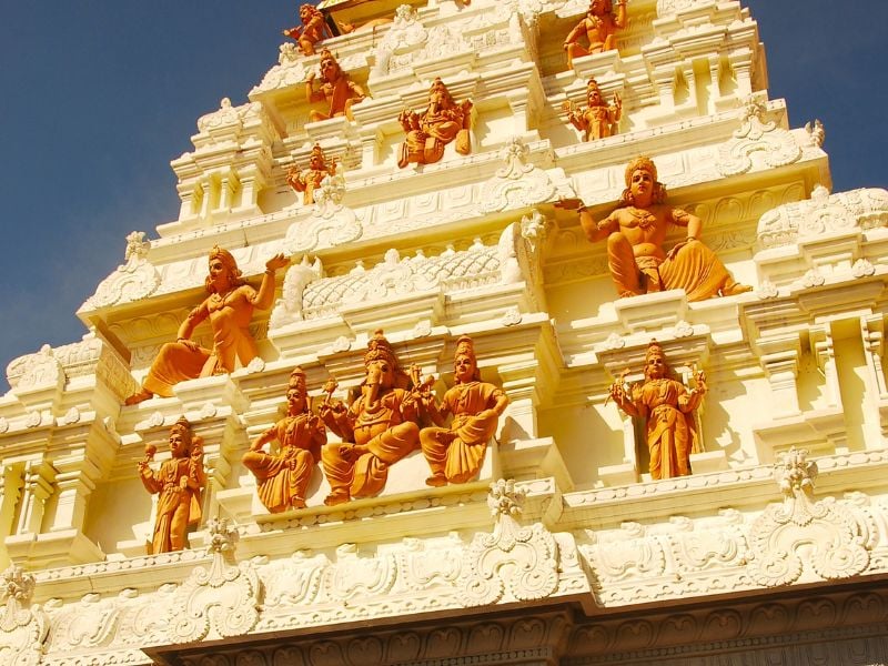 Vintage Vespa tour: Nonyas, Baba, and Peranakans