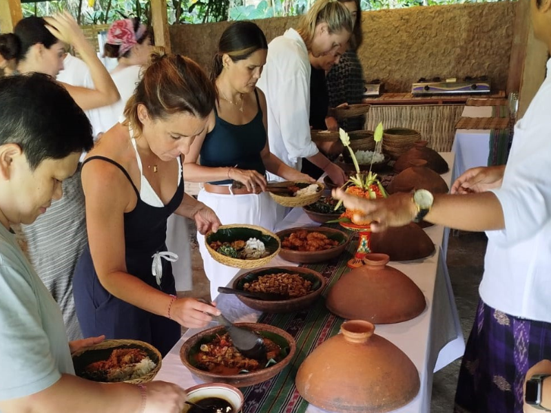 Ubud Story Walks, History & Ancient Heritage