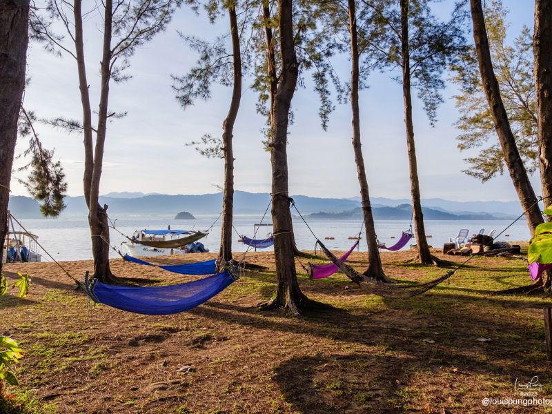 Ara Dinawan Island Escape