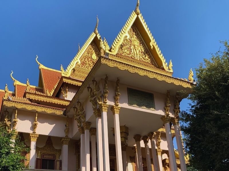 Backstreets, Temples & Communities