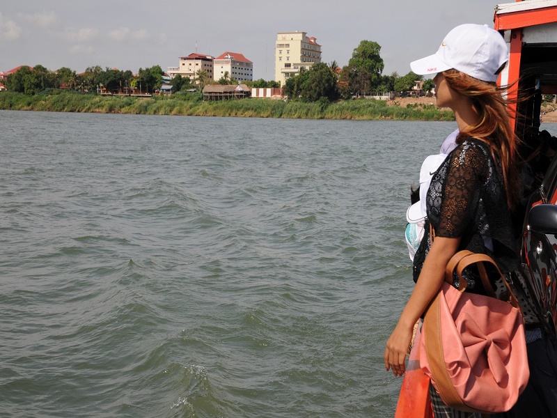 Biking the islands of Phnom Penh