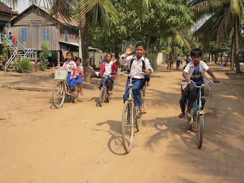 Biking the islands of Phnom Penh