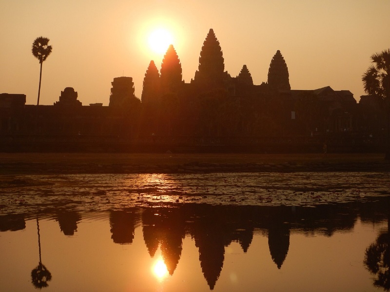 Champagne Breakfast Sunrise over Angkor