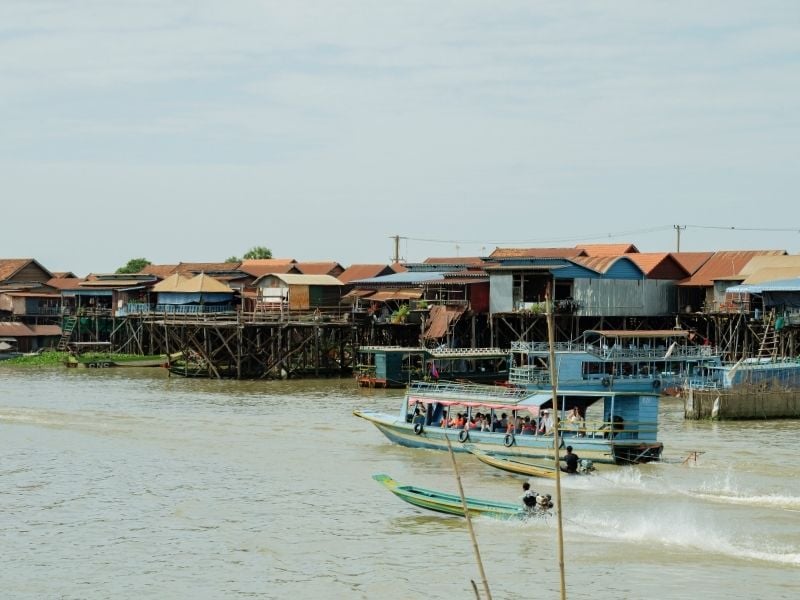 Cruise from Kampong Phluck to Chong Kneas