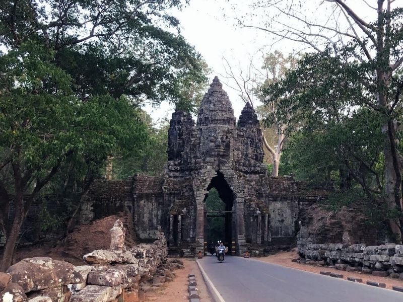 Guide & Driver at Disposal Siem Reap