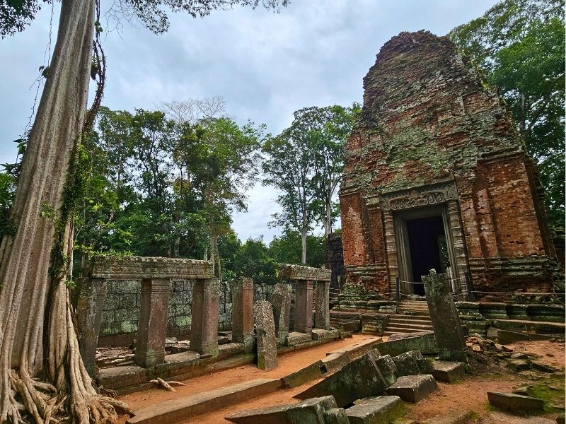 Koh Ker and Beng Mealea temples
