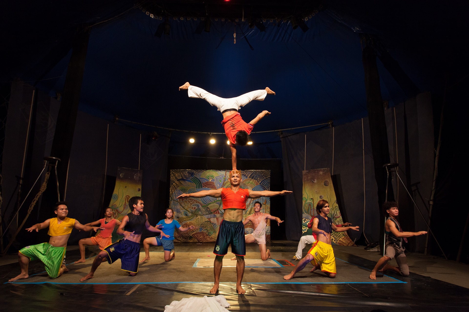 Phare Circus + Dinner (Join-in)