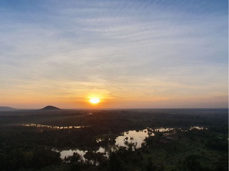 Sunrise Hot Air Balloon over Siem Reap