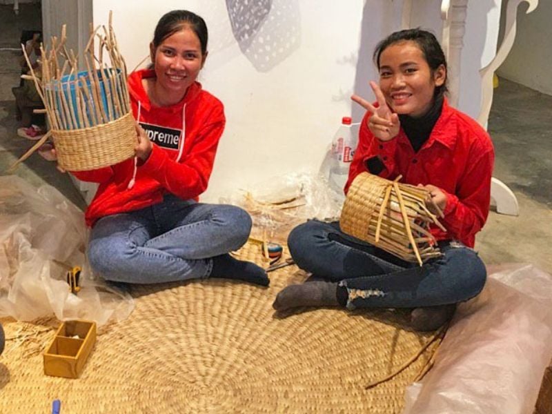 Traditional Handicraft Hyacinth Weaving