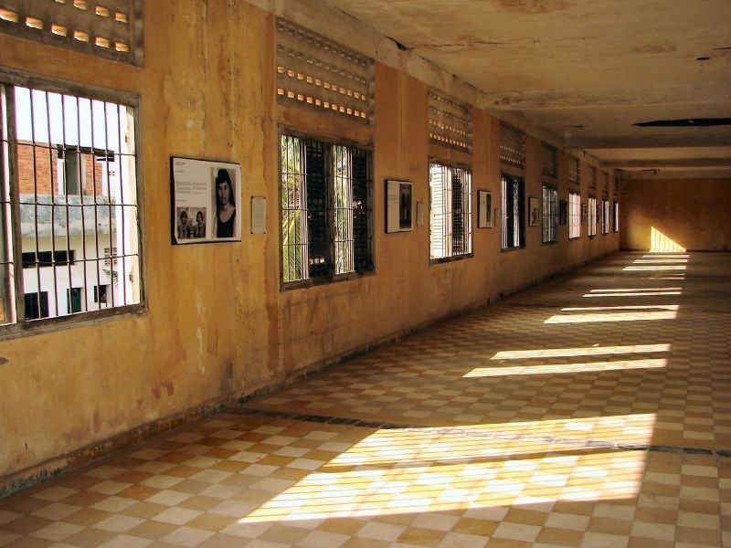 Tuol Sleng & Killing Fields