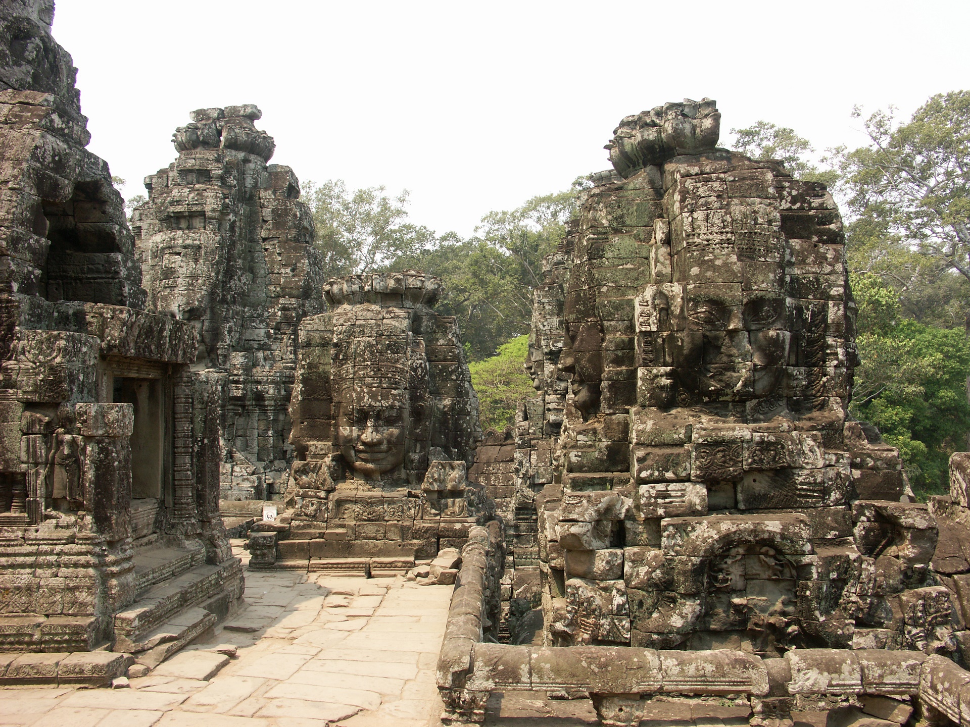 Vehicle & guide disposal Siem Reap