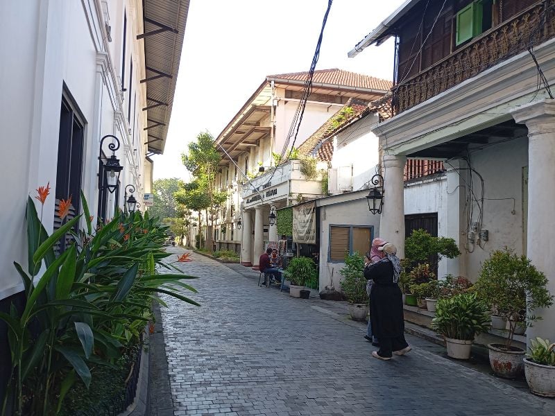 A Fine Evening in Surabaya