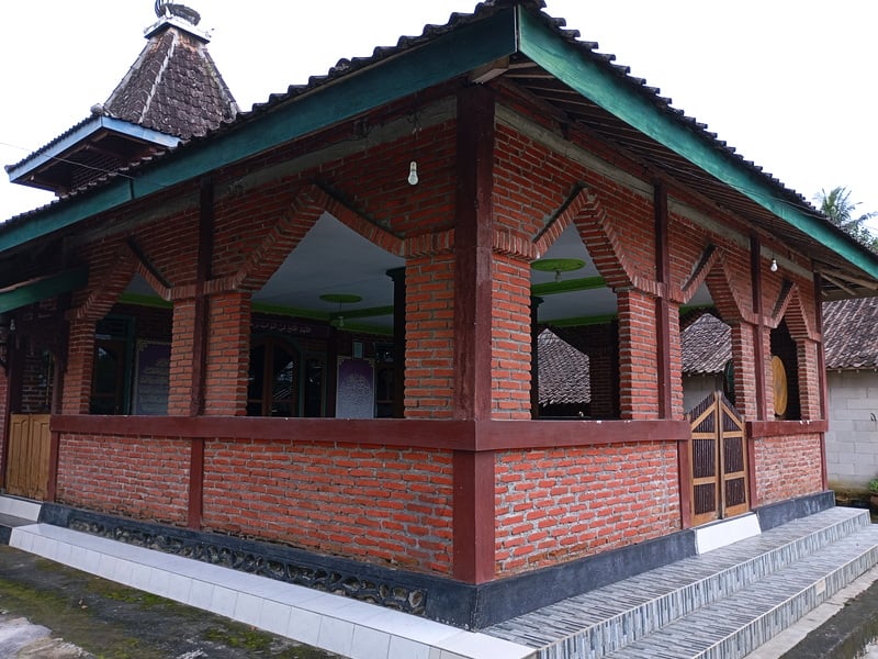 A Walk Through Candirejo Village