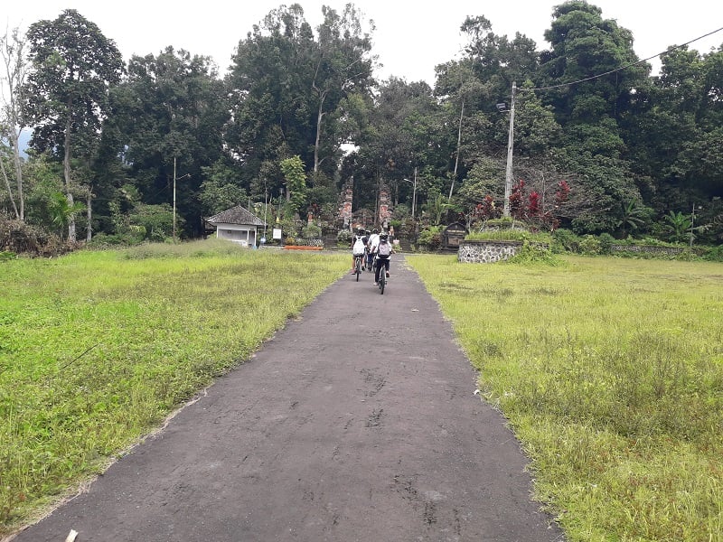 Bali Lakes and Hills by E-Bike