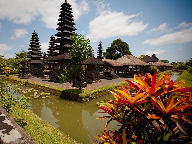 Bali Lakes and Hills