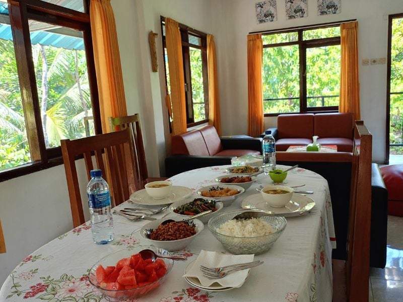 Gombeng Village and Plantation Tour