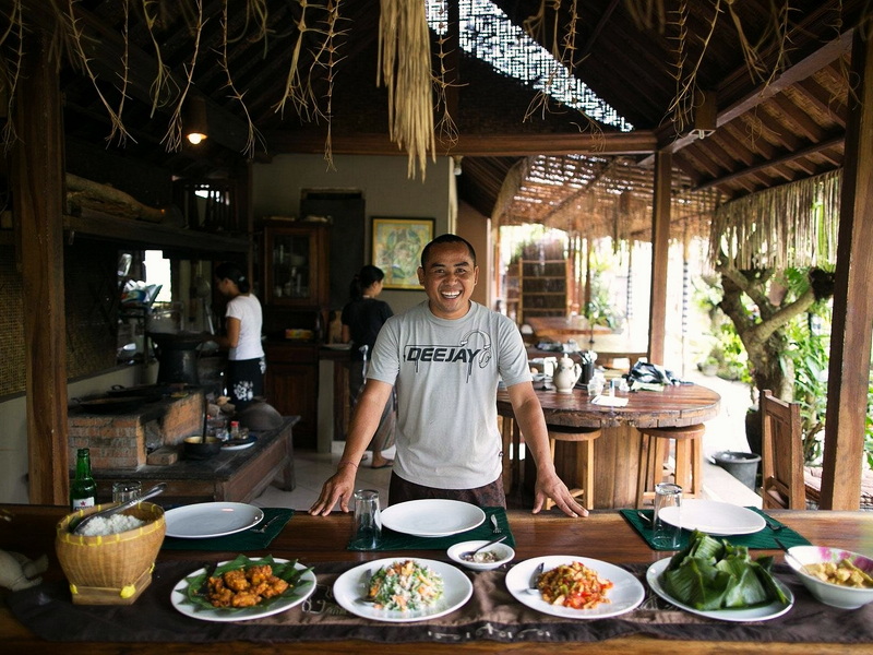 Morning Market and Authentic Culinary Discovery