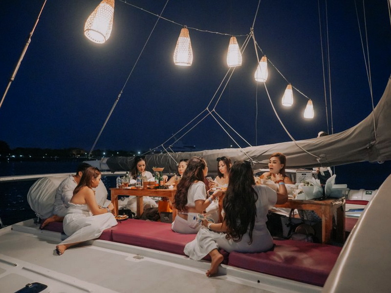 Sunset Cruising on Aneecha Catamaran