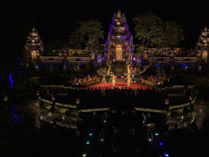 Ubud’s Culinary Delights on Vespa