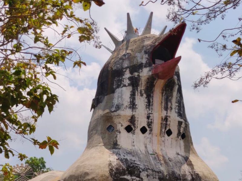 When in Borobudur, Engaging and Discovery