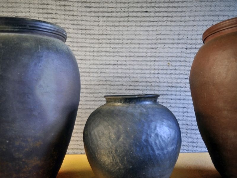 Bizen Village Walk & Pottery Experience