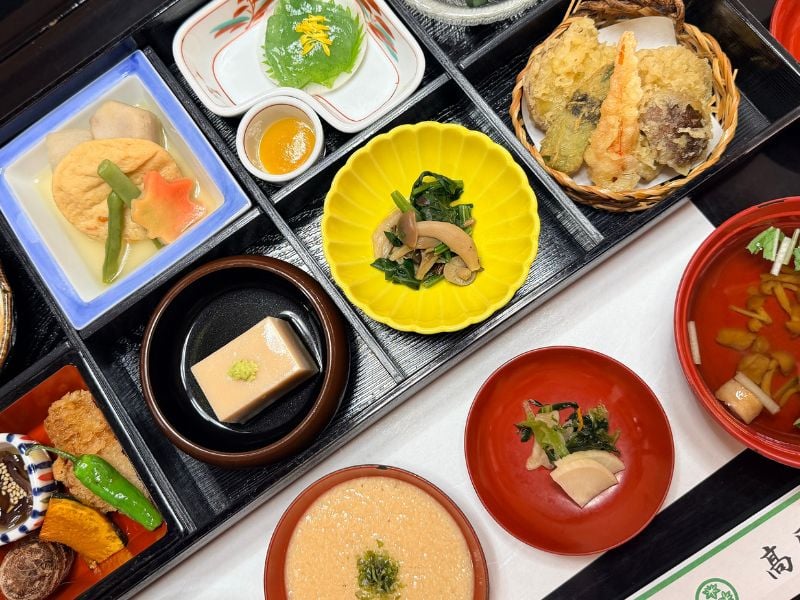 Flames & Flavours of Mount Takao