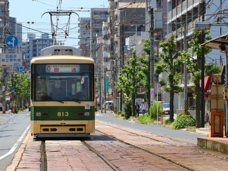 Full Day Classic Hiroshima and Miyajima City Tour