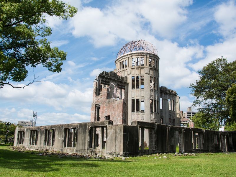 Full Day Classic Hiroshima and Miyajima City Tour