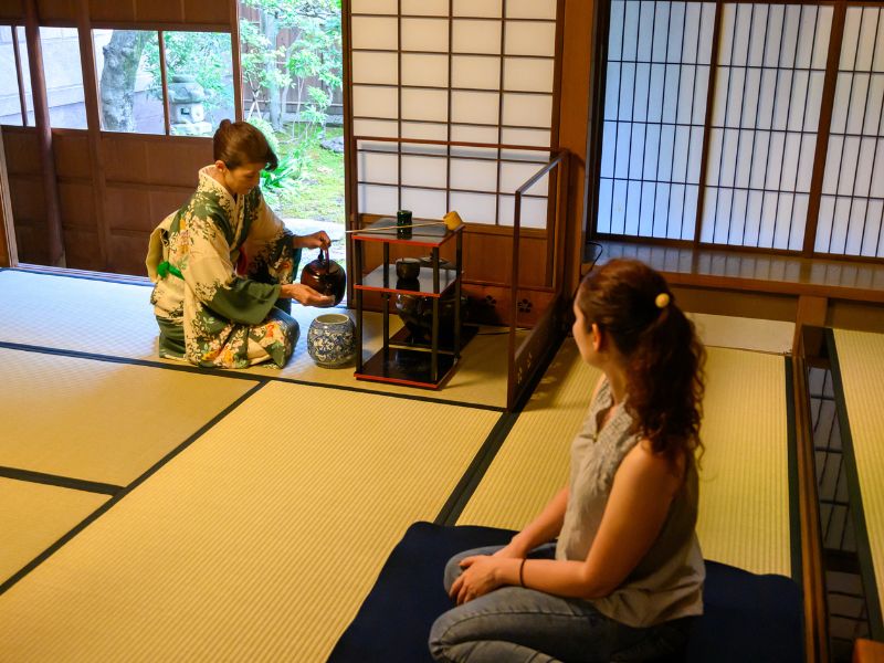 Kanazawa: The Art of Japanese Tea & Sweets