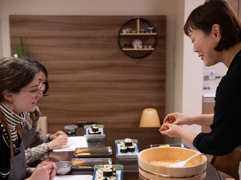 Kyoto Market Stroll & Sushi Lesson
