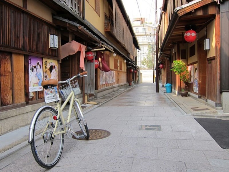 Kyoto’s Backstreets by Bike