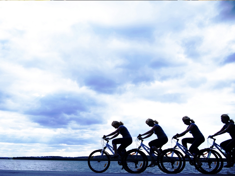 Lake Biwa Cycling and Family Visit