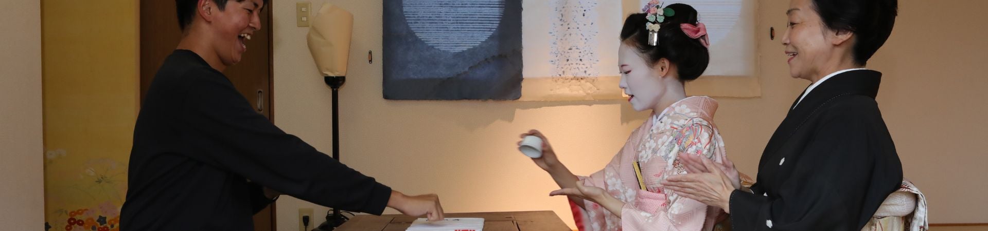 Image of Tea & River Cruise with a Maiko in Fukuoka