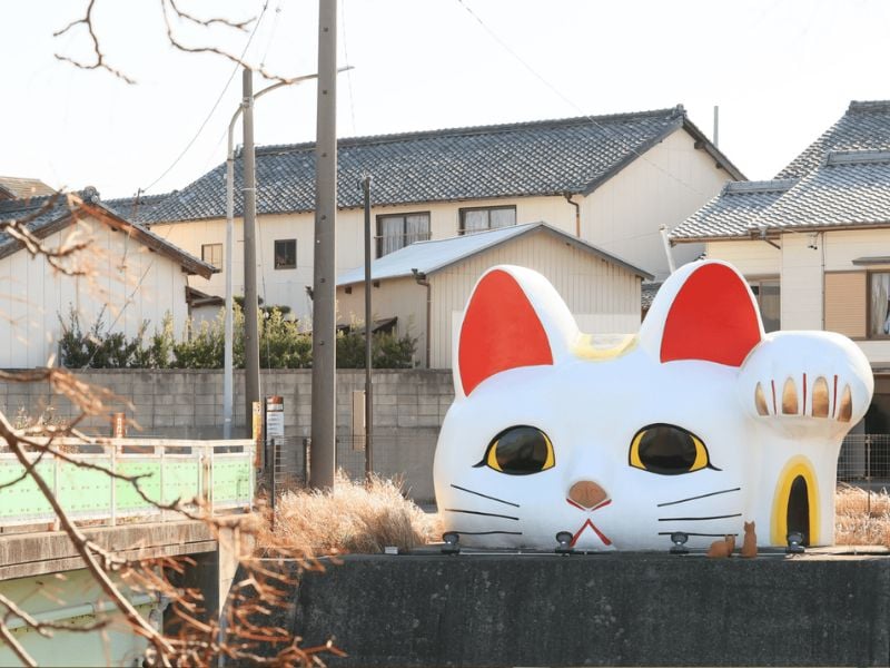 Tokoname Pottery and Tea Brewing