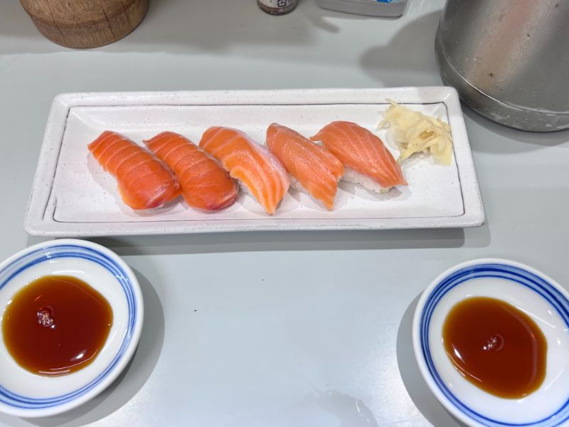 Tsukiji Morning Market Food Tour