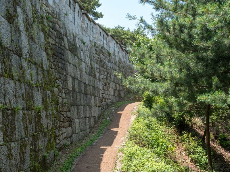 Korean Calligraphy & Historic Arts Trail