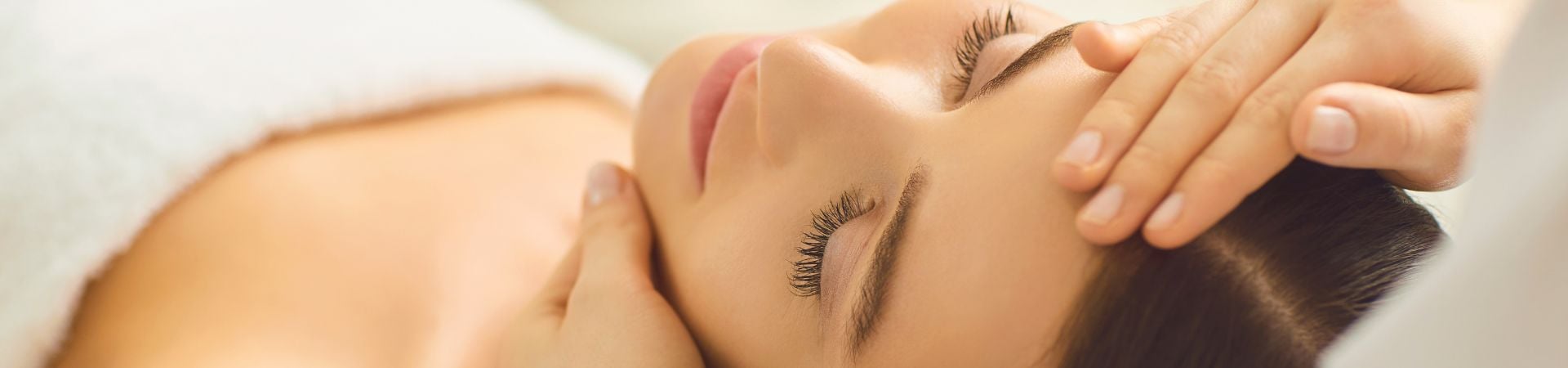 Korean Facial Hydration & Glow Experience