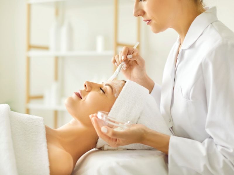Korean Facial Hydration & Glow Experience