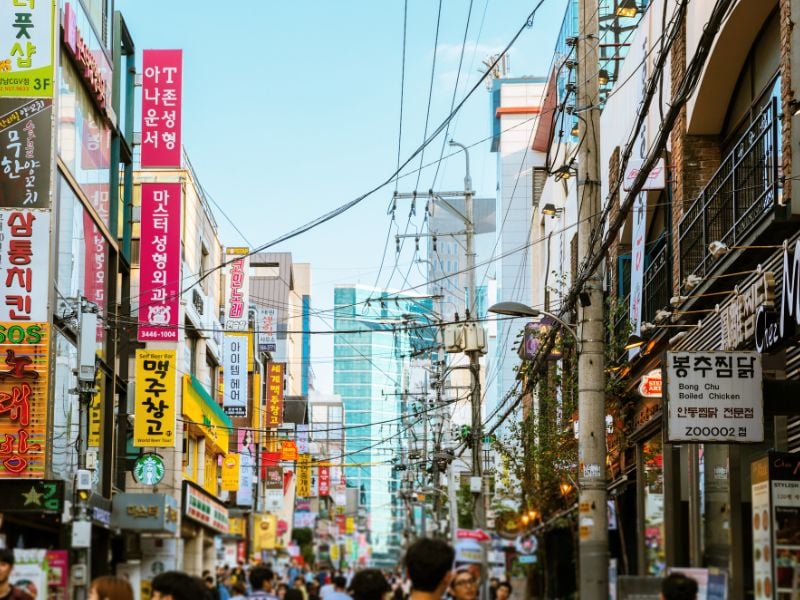 Seoul on Screen: Idols, Legends & Style