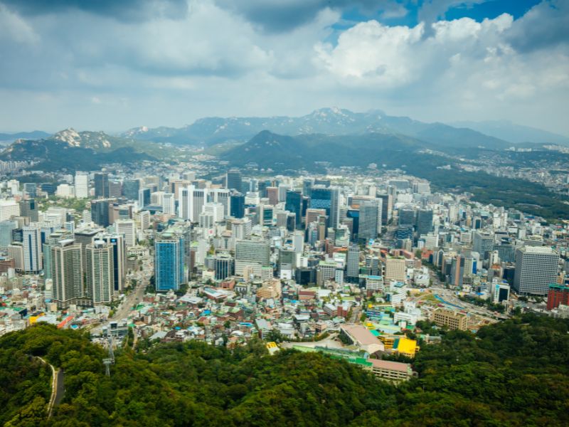Seoul Tour by Public Transport to City Wall