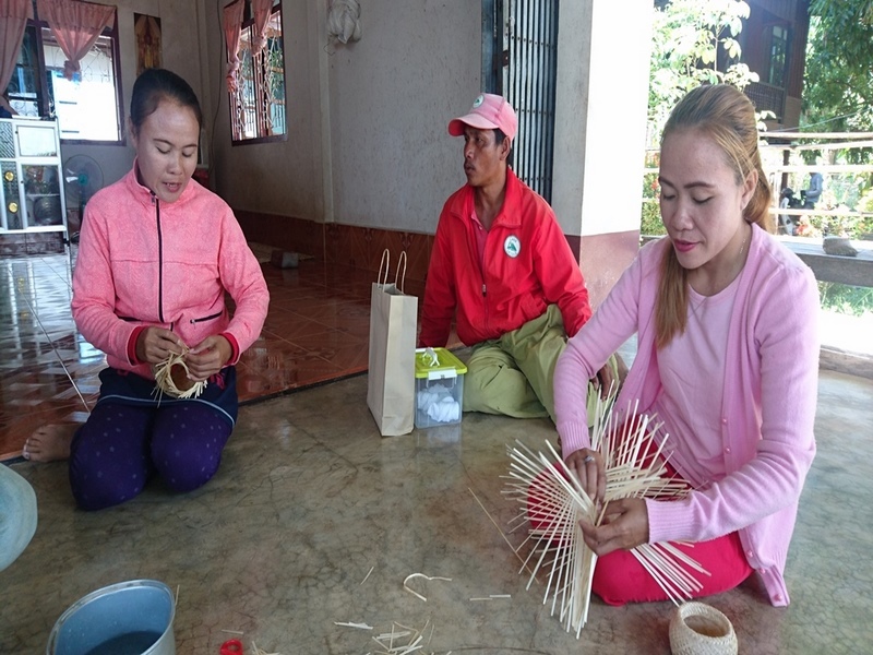 A Southern Village Walk