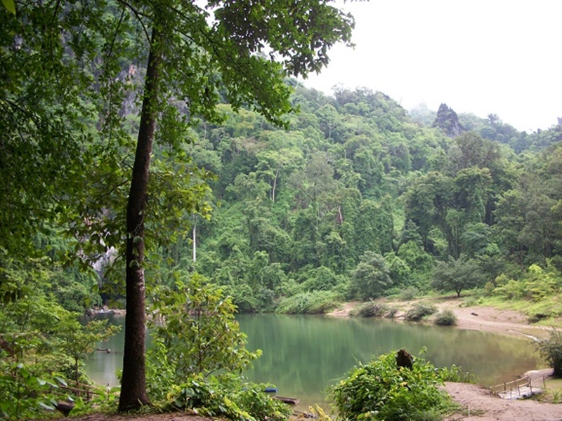 Exploring KongLor Caves