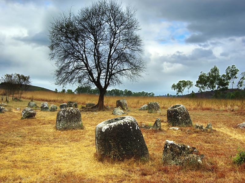Phonsavanh and Plain of Jars